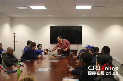 【新春走基層】“去中國(guó)，看看他們?cè)趺醋龅摹薄Ｒ瘓F(tuán)美國(guó)工人的中國(guó)春節(jié)之旅